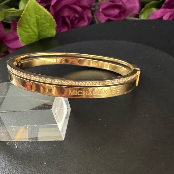 Michael Kors 2 Bracelet Bundle - Picture 1 of 5